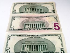 1018806_the_color_of_money PayPal Waiving Fees for Rest of 2012 on New Mobile Processing Service